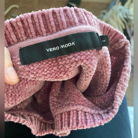 Dusty Pink Chenille Sweater - Picture 4 of 4